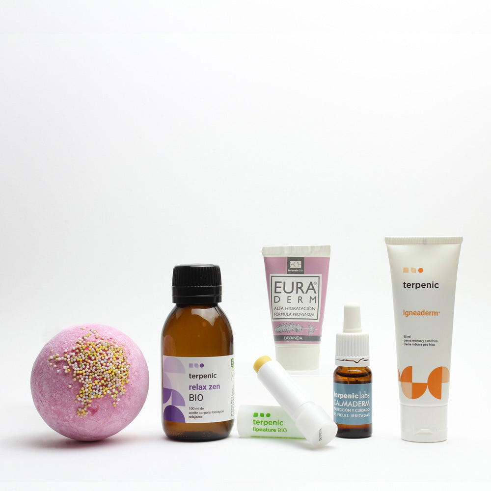 mothers day special bundle consisting of 2 creams, 2 oils, lip balm and a bath bomb.
